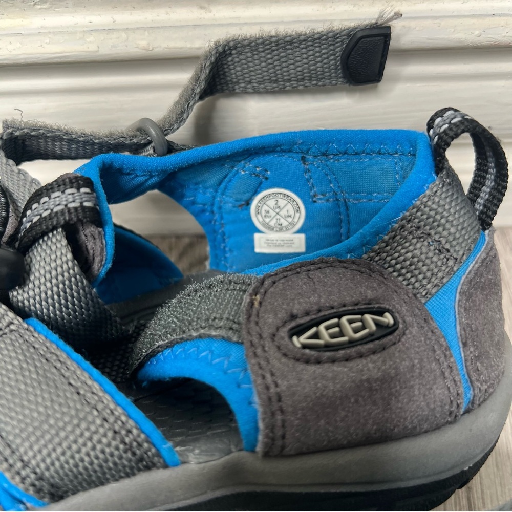 Keen kids little Newport H2 Size2 - Picture 5 of 9